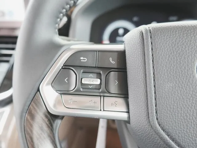 Toyota Land Cruiser ZX 2026 — миниатюра 5