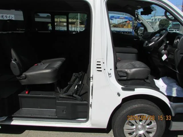 Nissan CARAVAN LONG GRAND PREMIUM GX 2023 — миниатюра 3