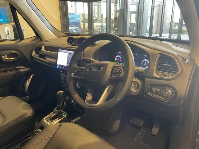 Chrysler Jeep JEEP RENEGADE ALTITUDE E-HYBRID 2025 — миниатюра 5