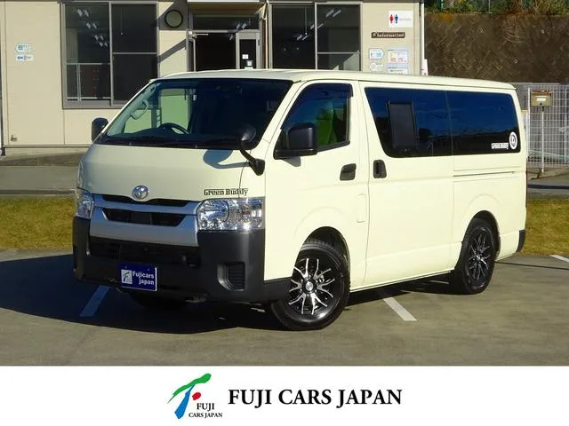Toyota HIACE VAN 2023 — фото 1, купить с доставкой в Москву