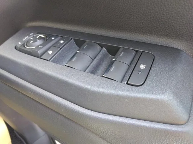 Toyota LAND CRUISER 250 VX 2024 — миниатюра 5