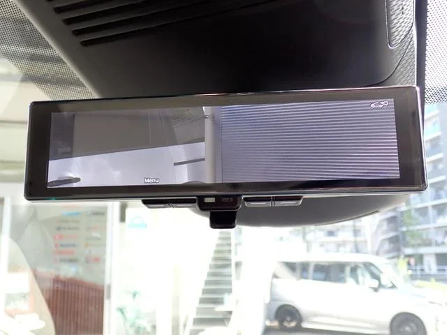 Nissan SERENA E-POWER LUXION 2023 — миниатюра 3