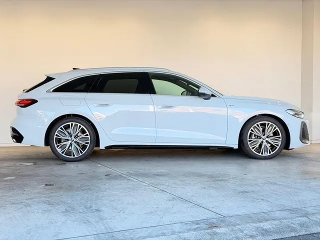 Audi A5 AVANT TFSI 110KW S LINE PACKAGE 2025 — миниатюра 3
