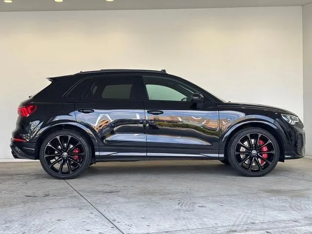 Audi RS Q3 BASE GRADE 2024 — миниатюра 2