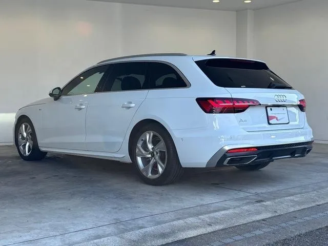 Audi A4 AVANT 35 TDI S-LINE 2023 — миниатюра 5