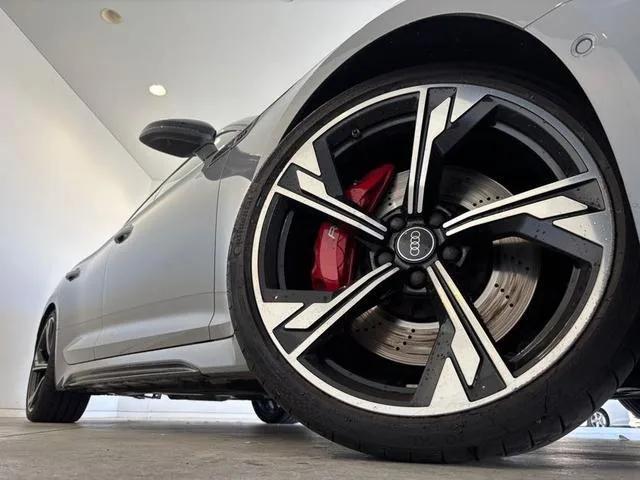 Audi RS5 SPORTBACK BASE GRADE 2023 — миниатюра 3