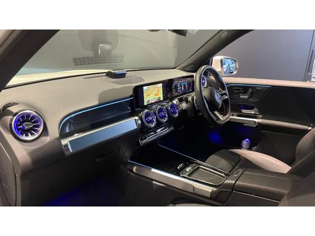 Mercedes-Benz GLB-Class GLB200D 4MATIC AMG LINE PACKAGE 2025 — миниатюра 3