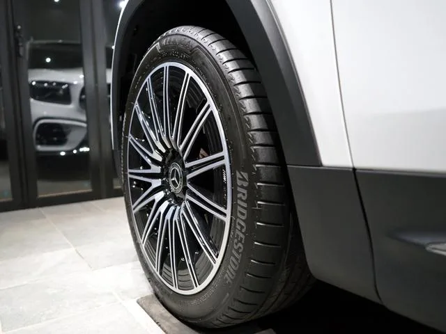 Mercedes-Benz GLB-Class GLB200D 4MATIC AMG LINE PACKAGE 2024 — миниатюра 5
