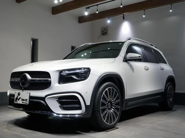 Mercedes-Benz GLB-Class GLB200D 4MATIC AMG LINE PACKAGE 2024 — фото 1, купить с доставкой в Москву