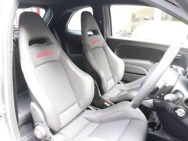 Abarth ABARTH 695 COMPETIZIONE 2025 — миниатюра 3