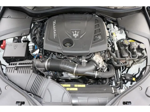 Maserati Levante GT HYBRID 2024 — миниатюра 4