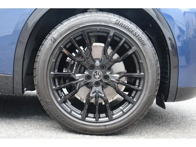 Maserati GRECALE BASE GRADE 2025 — миниатюра 3