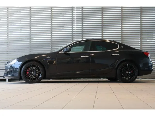 Maserati GHIBLI GT HYBRID 2022 — миниатюра 2