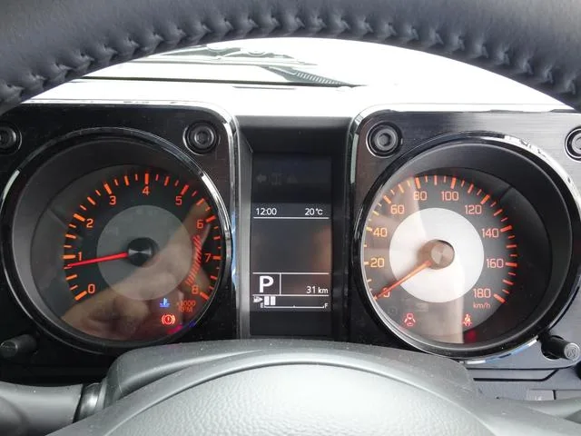 Suzuki JIMNY NOMADE FC 2026 — миниатюра 3