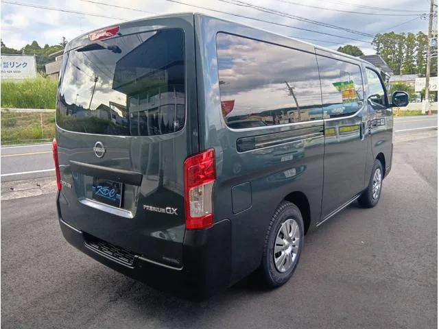 Nissan CARAVAN LONG PREMIUM GX OUTDOOR BLACK EDITION 2025 — миниатюра 2