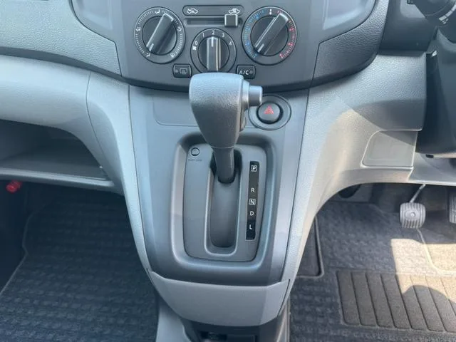 Nissan NV200 VANETTE VAN VX 2026 — миниатюра 4