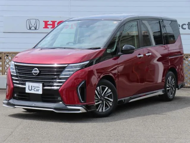 Nissan SERENA HIGHWAY STAR V 2023 — фото 1, купить с доставкой в Москву