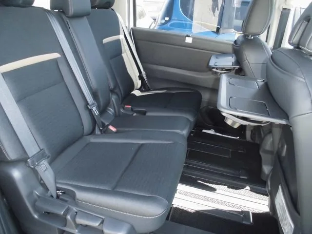 Nissan SERENA HIGHWAY STAR V V SELECTION 2024 — миниатюра 2