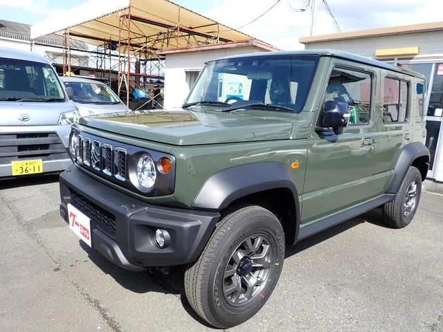 Suzuki JIMNY NOMADE FC 2026 — фото 1, купить с доставкой в Москву