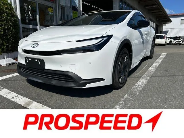 Toyota Prius X 2025 — фото 1, купить с доставкой в Москву