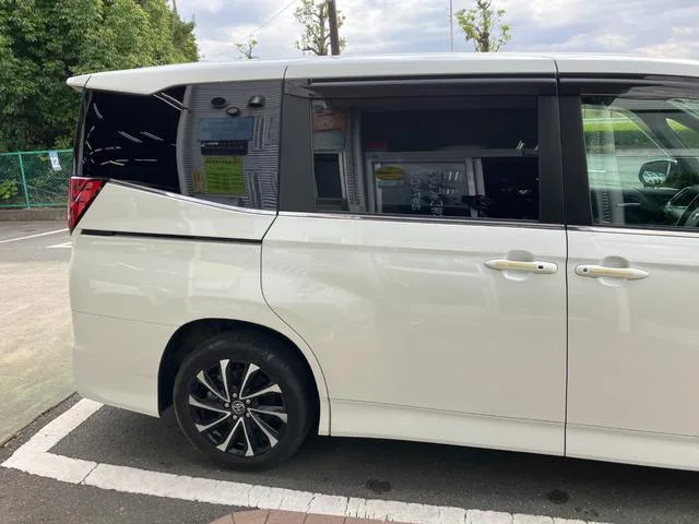 Toyota NOAH HYBRID S-Z 2024 — миниатюра 3
