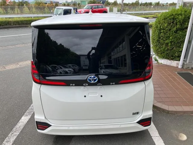 Toyota NOAH HYBRID S-Z 2024 — миниатюра 4