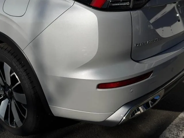 Mitsubishi OUTLANDER PHEV P EXECUTIVE PACKAGE 2025 — миниатюра 4