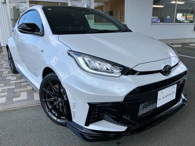 Toyota GR YARIS RZ HIGH PERFORMANCE 2025 — фото 1, купить с доставкой в Москву