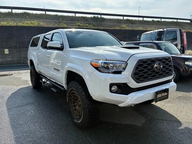 America Toyota TACOMA DOUBLE CAB TRD SPORT 2022 — фото 1, купить с доставкой в Москву