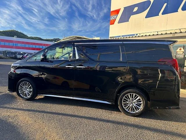 Toyota ALPHARD HYBRID S TYPE GOLD III 2022 — миниатюра 3