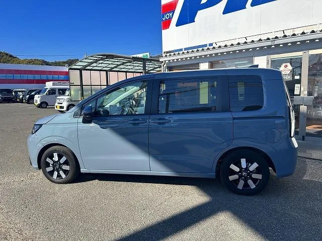 Honda FREED E:HEV AIR EX 2025 — миниатюра 3