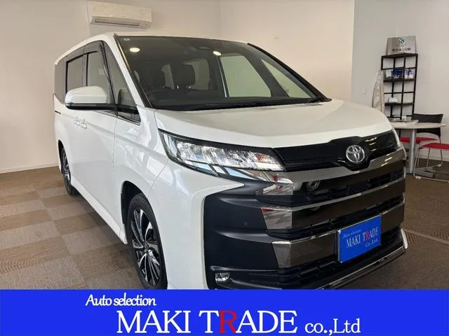 Toyota NOAH S-Z 2022 — фото 1, купить с доставкой в Москву