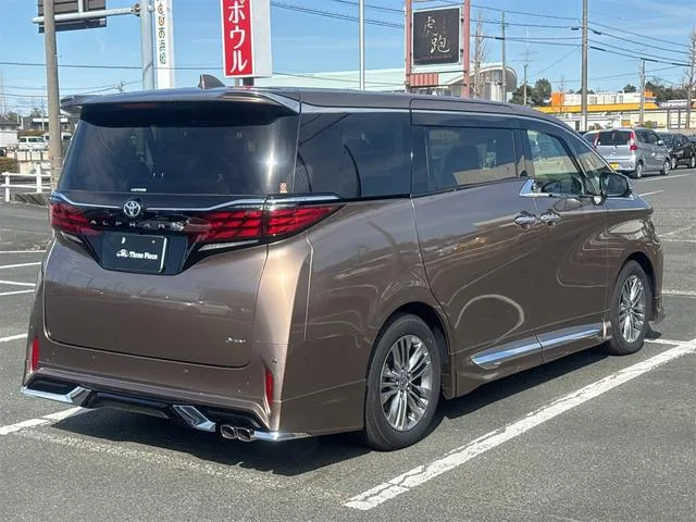 Toyota ALPHARD HYBRID Z 2025 — миниатюра 4