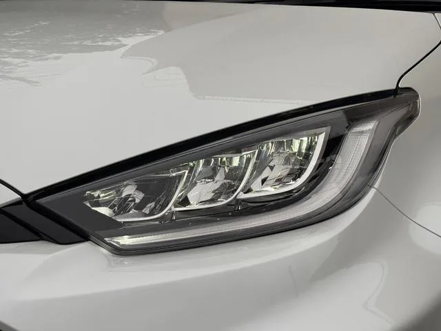 Toyota GR YARIS RZ HIGH PERFORMANCE 2025 — миниатюра 5