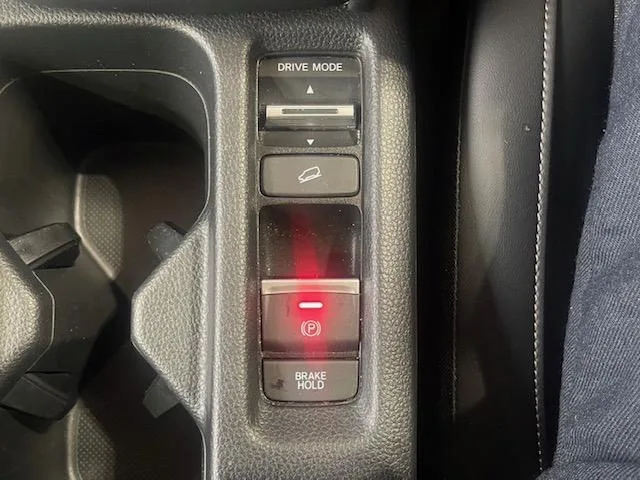 Honda VEZEL E:HEV Z 2022 — миниатюра 3