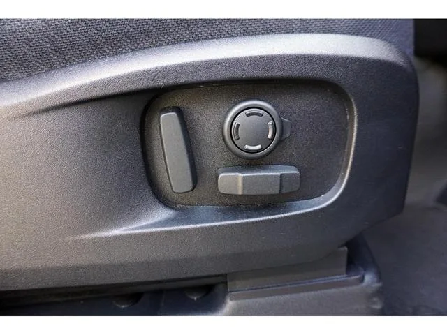 Land Rover Defender 110X D300 2023 — миниатюра 3