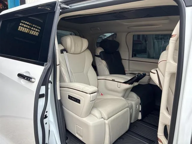 Lexus LM LM500H VERSION L 2025 — миниатюра 5
