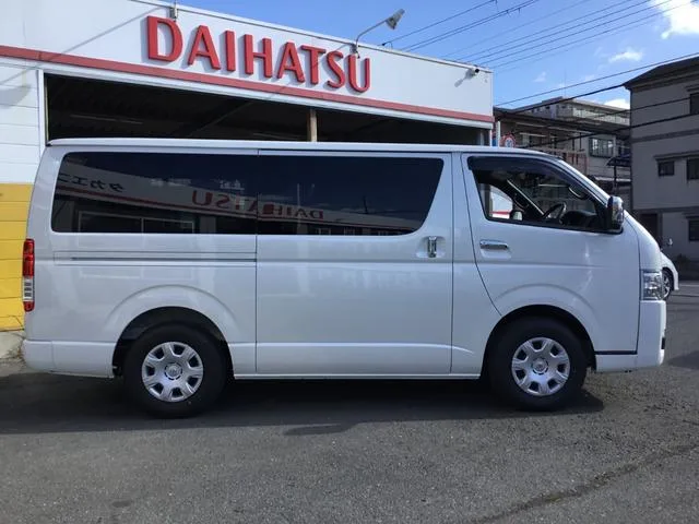 Toyota HIACE VAN SUPER GL DARK PRIME II 2026 — миниатюра 5