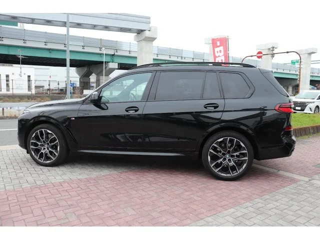 BMW X7 X DRIVE 40D M SPORT 2024 — миниатюра 2
