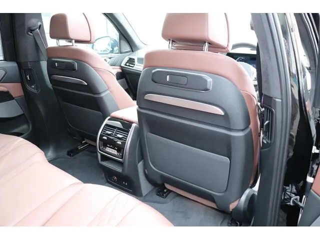 BMW X7 X DRIVE 40D M SPORT 2024 — миниатюра 5