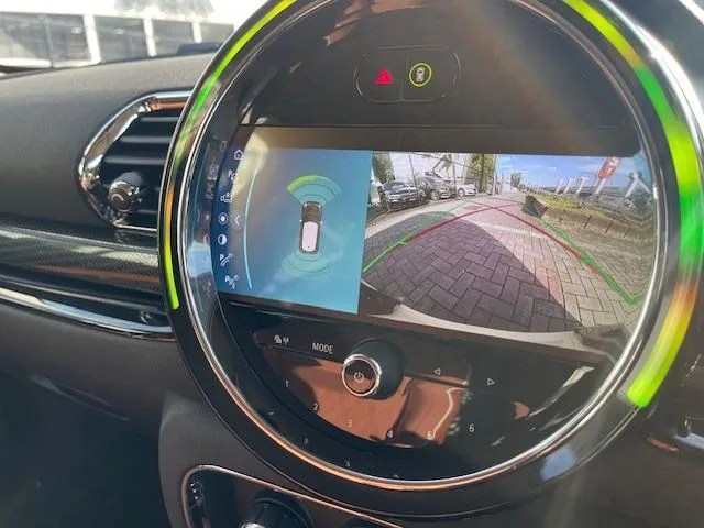 MINI MINI COOPER S CLUBMAN PREMIUM PLUS PACKAGE ESSENTIAL TRIM 2023 — миниатюра 2