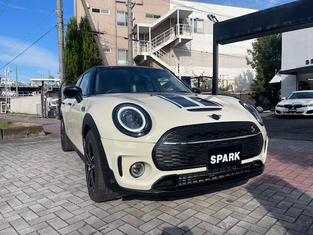 MINI MINI COOPER S CLUBMAN PREMIUM PLUS PACKAGE ESSENTIAL TRIM 2023 — миниатюра 3