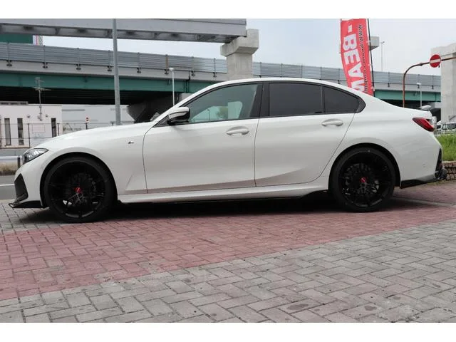 BMW 3 Series 318i M-SPORT 2023 — миниатюра 2