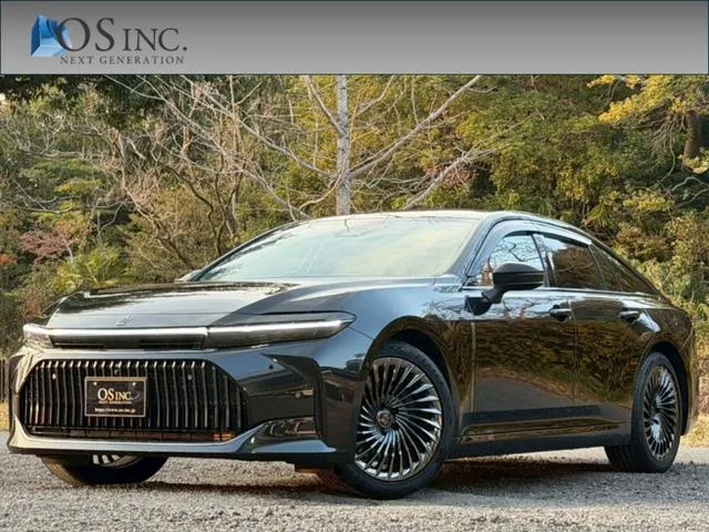 Toyota Crown Z 2024 — фото 1, купить с доставкой в Москву