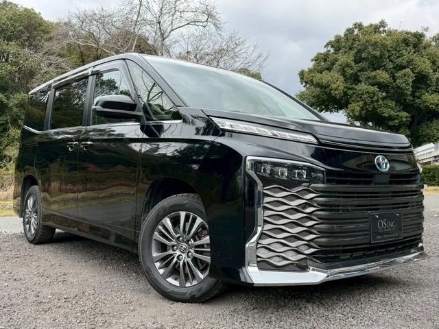 Toyota VOXY HYBRID S-Z 2023 — миниатюра 4