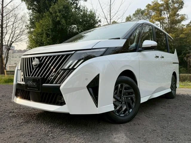 Nissan SERENA E-POWER HIGHWAY STAR V 2026 — миниатюра 2