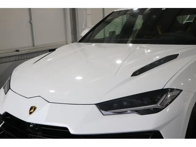 Lamborghini Urus 2024 — миниатюра 3