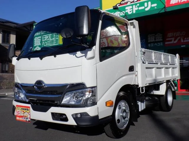 Hino DUTRO BASEGRADE 2025 — фото 1, купить с доставкой в Москву