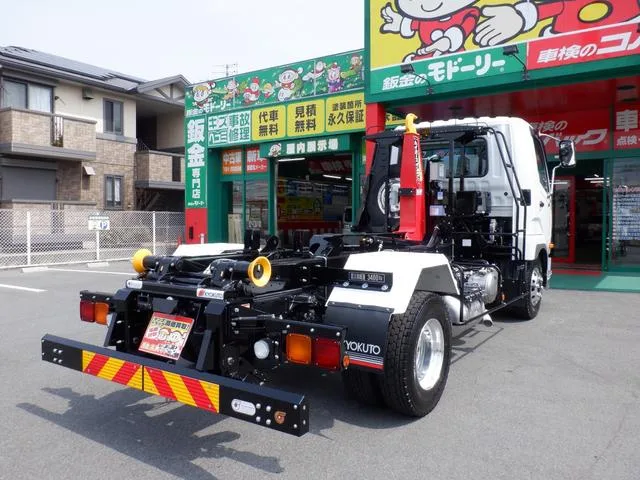 Mitsubishi Fuso FIGHTER 2026 — миниатюра 3