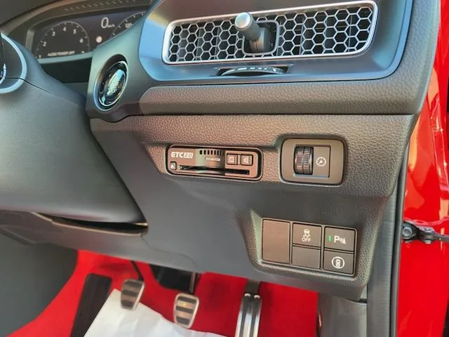 Honda CIVIC TYPE R 2025 — миниатюра 3